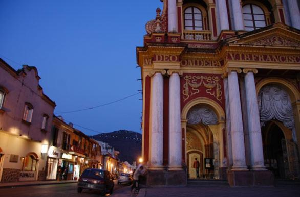 Plaza Hostel Sj 2 Salta Exteriör bild